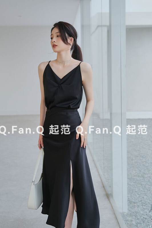goods in stock! [style] commuter style, hem slit skirt 8797# JJ