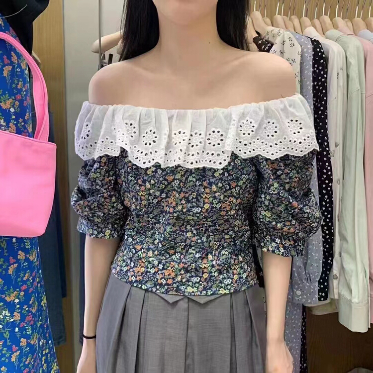 [Moco Moke] Korean version broken flower lace one line collar shirt 1585# PCZ