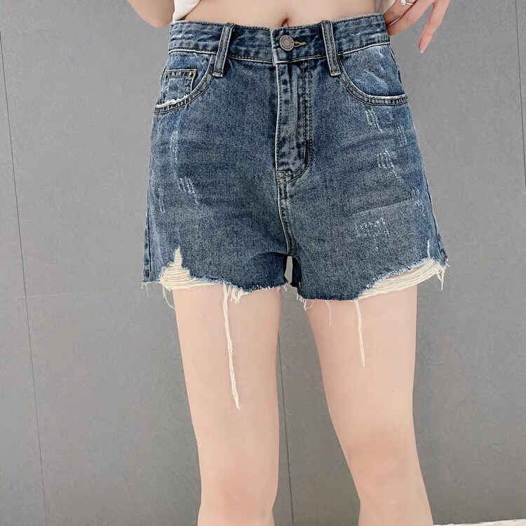 【 QianDu 】 exquisite age reducing and burrowed denim shorts 11066# LSW