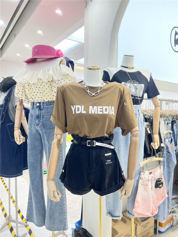[iris iriisy] letter printed loose short sleeve T-shirt (excluding necklace) 2217# LSL