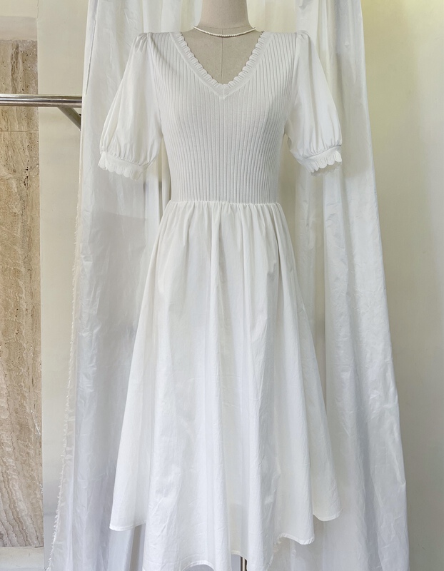 New in early summer! [Boran buran] V-neck age reducing gentle slim dress 2018# LSW