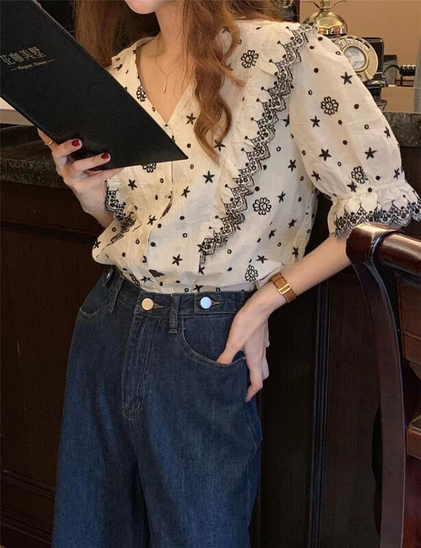 [more free] V-neck lace embroidered blouse 998# lwy