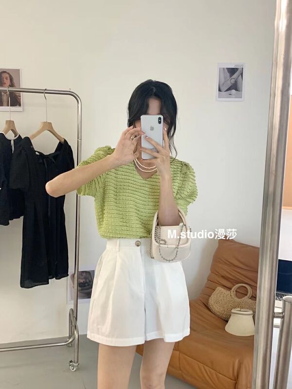[MSTUDIO MANSA] simple and versatile solid V-neck shirt 785# ll