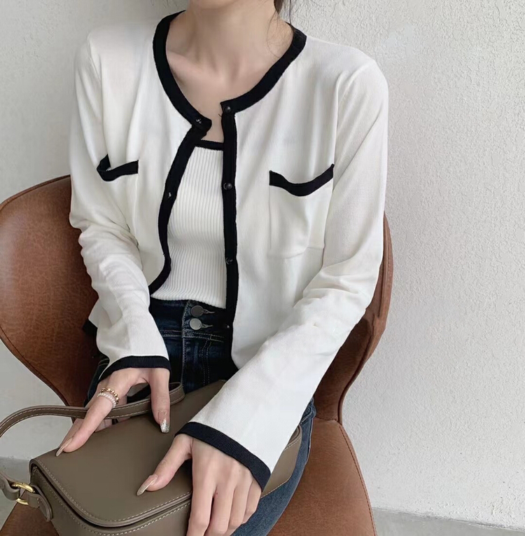 New year in early spring! [Hello] Korean loose contrast color single breasted knitted cardigan (with vest) 6219-1# lwy