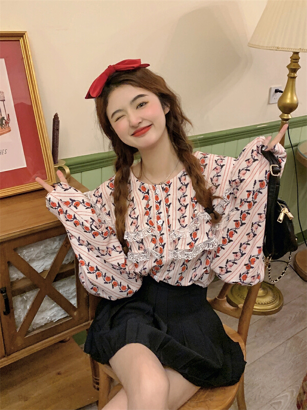 New year in early spring! [timely rain] sweet design sense lace heavy industry ruffled floral shirt (only shirts) 69215# WPL