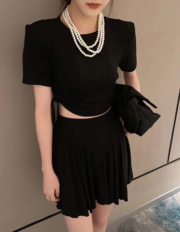 [HH] Korean slim fitting navel exposed short sleeve + hot girl slim skirt suit (only suit) 8242# LSL