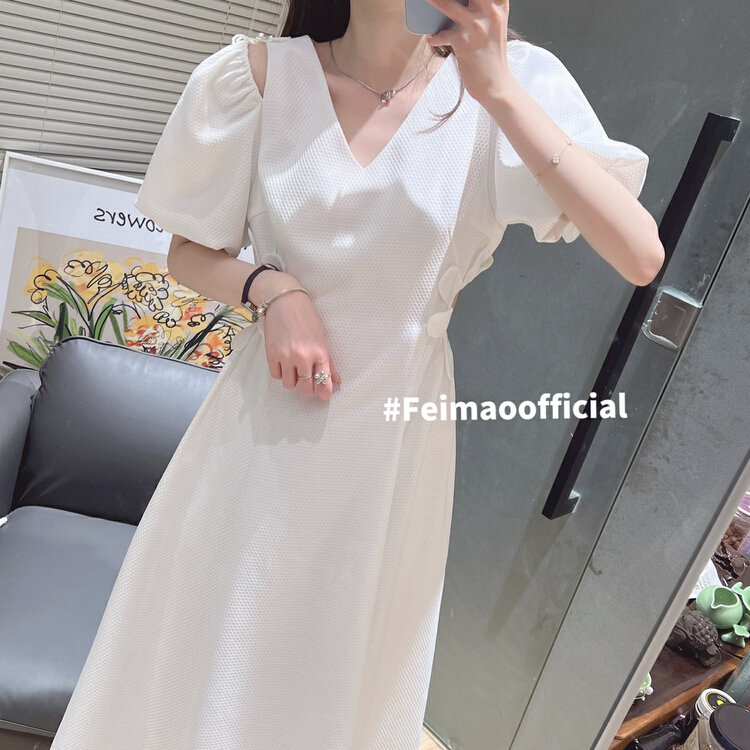 Original price 153.28! New in early summer! [Feimao (Yimao)] V-neck fashion lady dress ym-7120# LSL