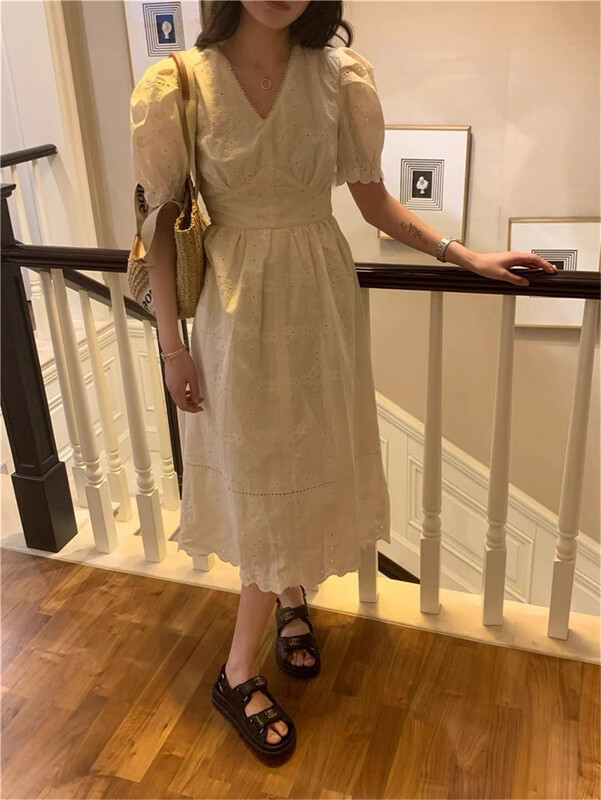 New in early summer! [Naikan Nik] French retro bubble sleeve textured dress 9608# lwy