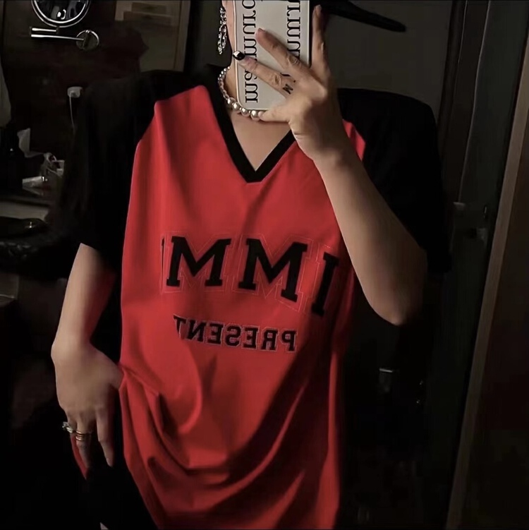 [Dachuan] Korean loose V-neck letter short sleeve T-shirt 6762# XYY