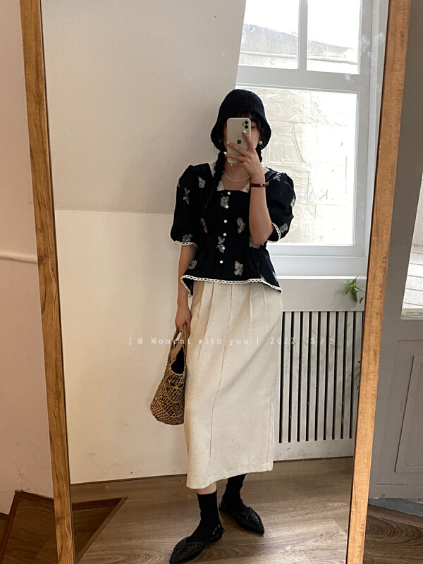 [moment with you] Korean minority V-neck bubble sleeve shirt t0635-j# LSW
