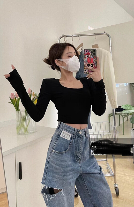 New year in early spring! [toko. Z] Korean style simple net color short bottomed shirt 2229# cqw