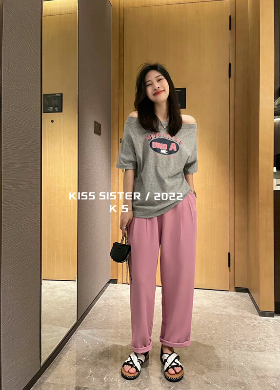 New in early summer! [kiss sister] off shoulder, off shoulder, broken clavicle, heart machine, thin short sleeve T-shirt 9165# ozq