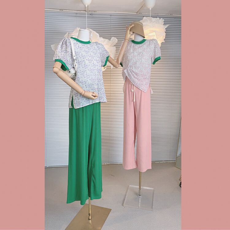 Original price 55.67! New in early summer! [ou zhengsha] Chiffon sweaters with floral temperament (only selling sweaters) 18751# JJ