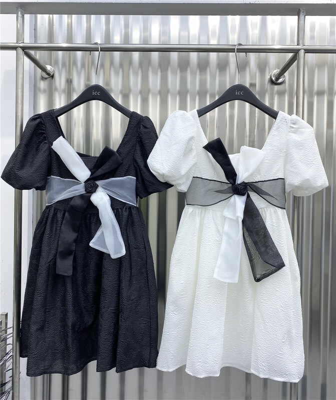 New in early summer! [ICC] bow tie bubble sleeve square neck short sleeve dress 8069# WTT