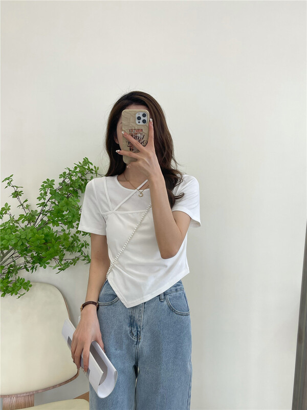 New year in early spring! [six plus] Korean crew neck solid color irregular small shirt 8005# CLS