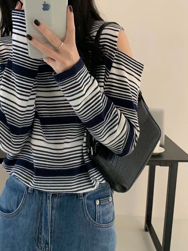 New year in early spring! [Zoe Zoe] Korean version ins off shoulder striped shirt c177# L