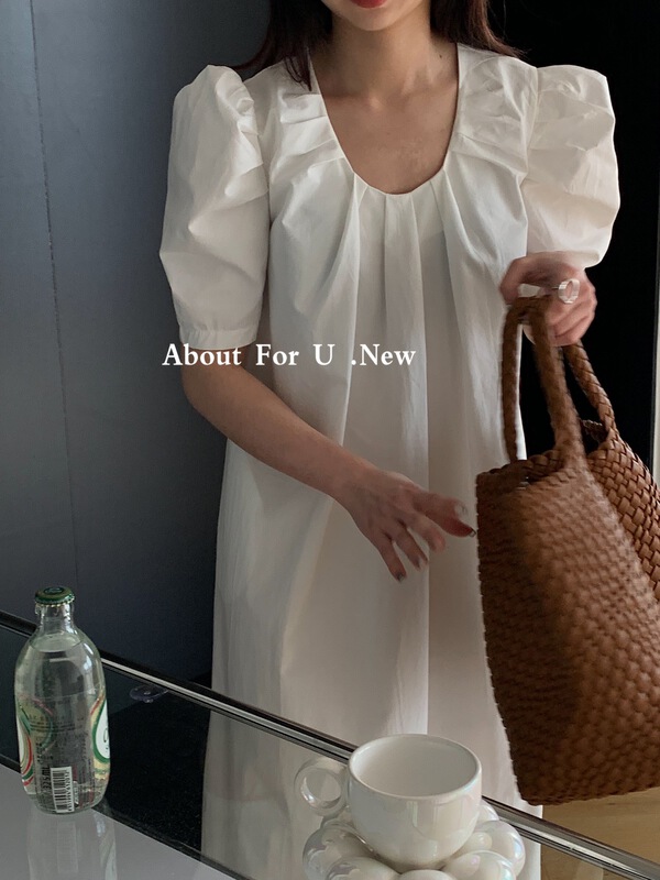 The original price is 95.88! New in early summer! [about for u] French waist closing bubble sleeve dress (with belt) 66133# lwy