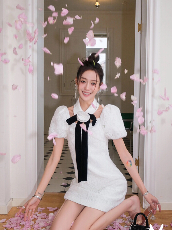 New year in early spring! [ala] minority design lace dress (with bow tie) l1295# JJ