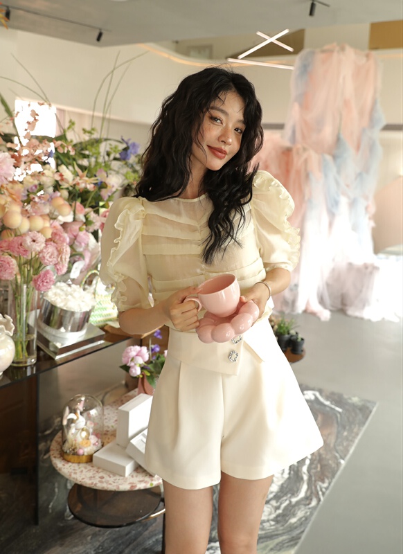 Original price 198.99! [GL] slim and comfortable blouse + versatile classic casual Shorts Set c2091# JJ