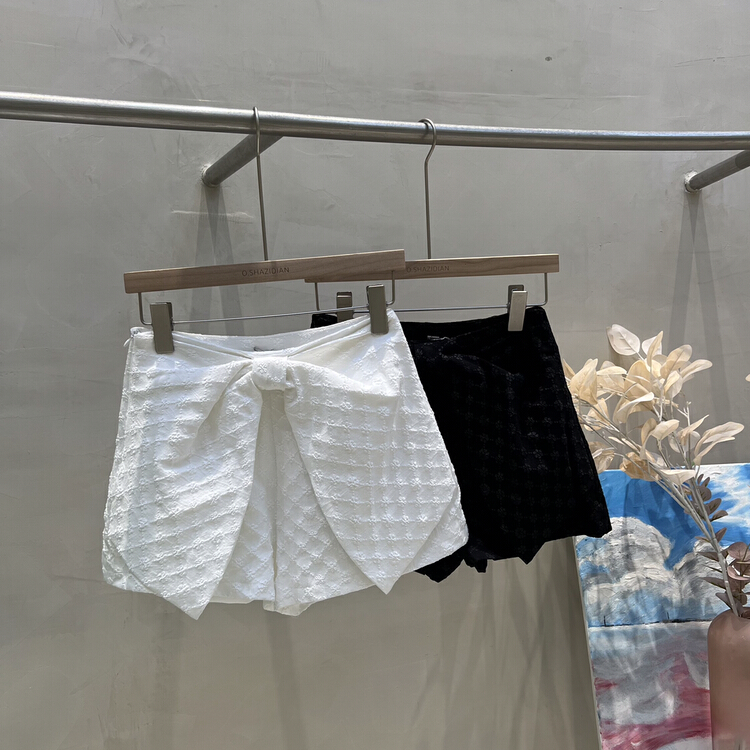 New year in early spring! [o.shazidian] Korean versatile bow casual shorts 3765# CSX