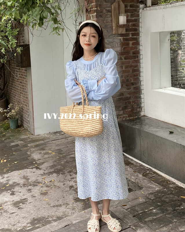 Original price 168.07! New year in early spring! [Ivy] round neck simple clean color blouse + lady suspender floral dress set 88087# XJ