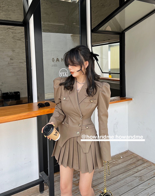 New year in early spring! [how and me Cheng Xi] design sense: retro, foreign style and thin dress 8108# LSL