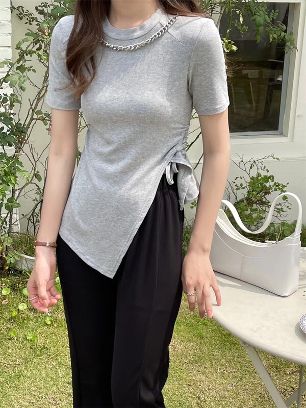 [T +] comfortable blouse with irregular hem (with detachable chain) 849# ll
