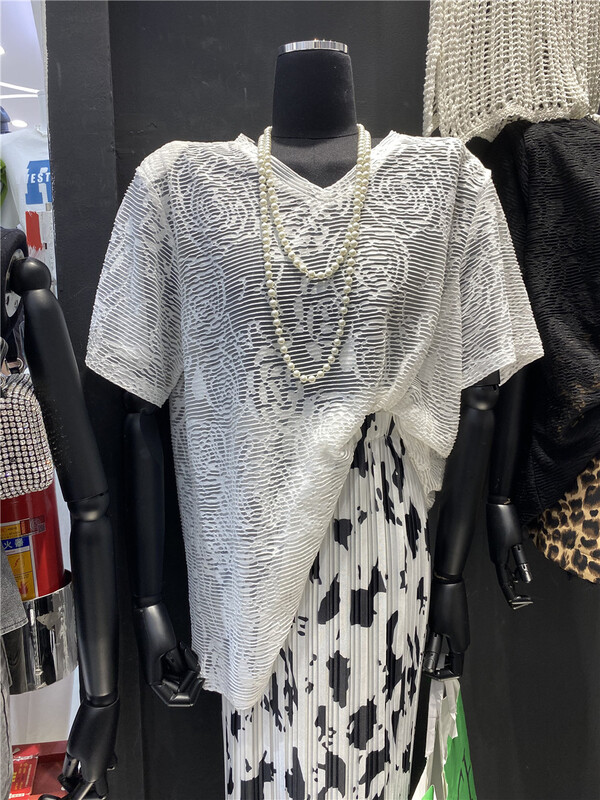 [web sensing] V-neck hollow out loose short sleeve T-shirt (T-shirt only) a970# ozq