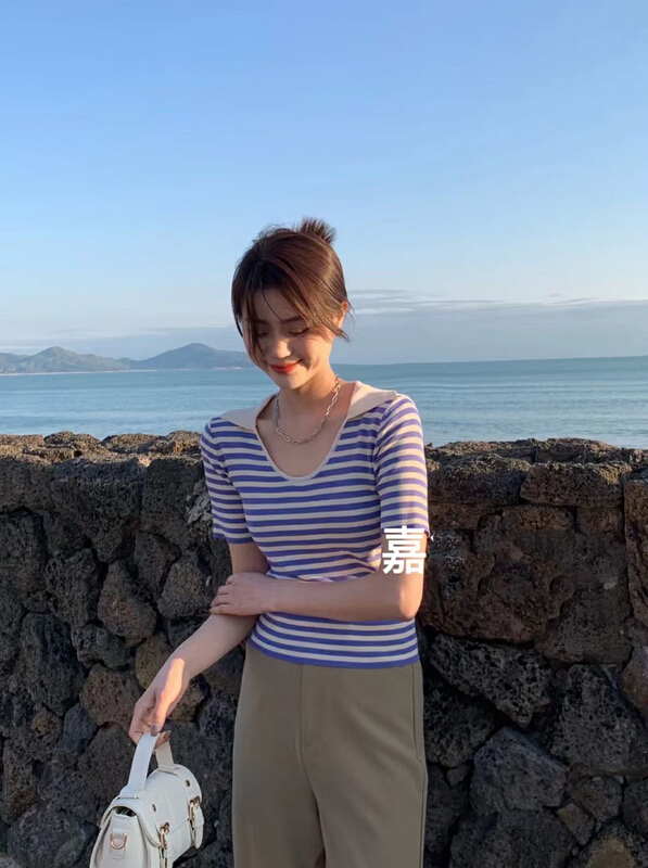 New year in early spring! [qiqiyishe] striped versatile U-neck sweater 2203# XYY