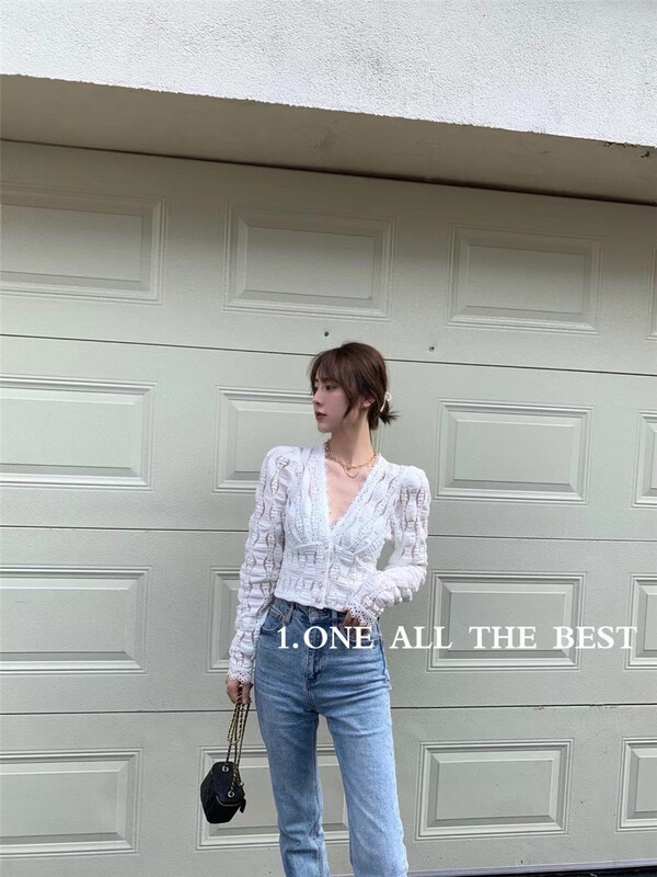 New year in early spring! [1. One] Korean simple V-neck short shirt 2203# WPL