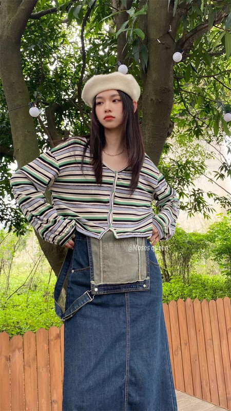 [Moses queen] Korean V-neck stripe knitted cardigan 50209# XYY