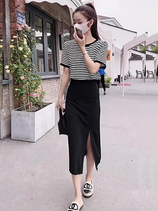[jun.t] crew neck striped backless short sleeve T-shirt + Split lady skirt set 6017# PCZ
