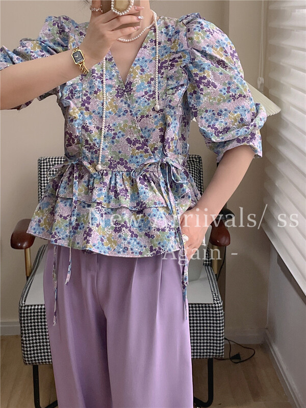 New in early summer! [again] French Retro Style Bubble Sleeve V-neck floral blouse 6165# PCZ