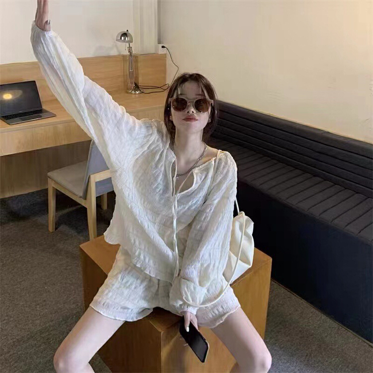 [mi ni] pleated belt sunscreen shirt + high waist casual Shorts Set 2970# PCZ