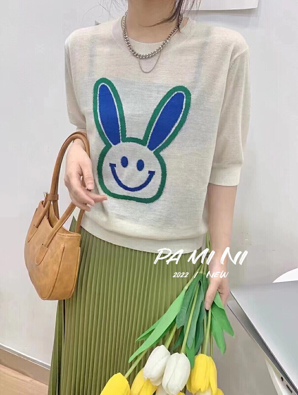 [pamini] contrast color round neck thin ice silk jacquard contrast color rabbit T-shirt 22128# Cl