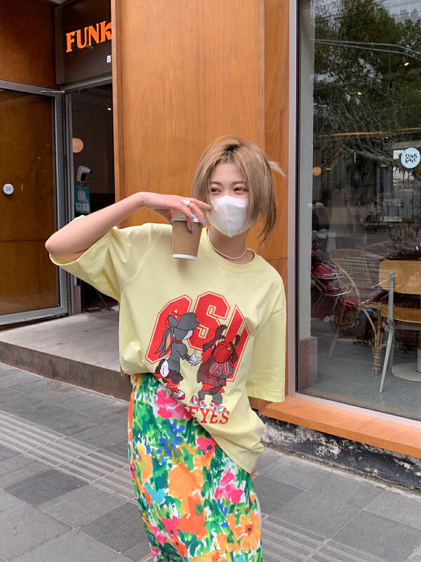 New in early summer! [attitude] loose round neck Korean pattern short sleeve T-shirt aq4328# ozq