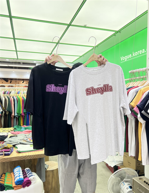 LSL # [1986] printed letter split sleeve T-shirt