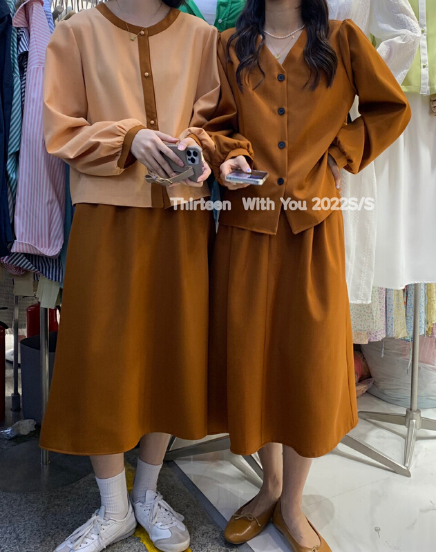goods in stock! New year in early spring! [thirten thirteen] color blocking Korean comfortable shirt (only shirts) 1150# XYY
