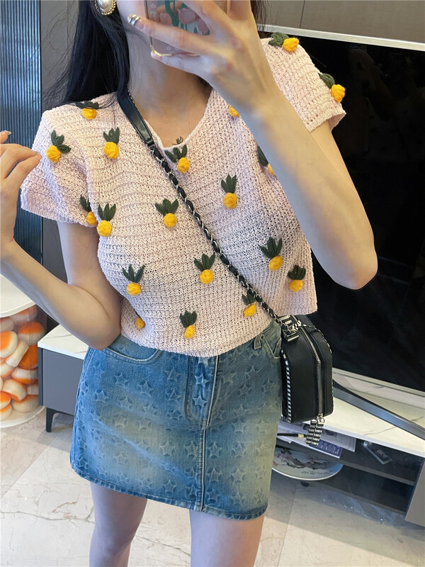 [angelyue] small fresh loose design sweater 11110# LSL