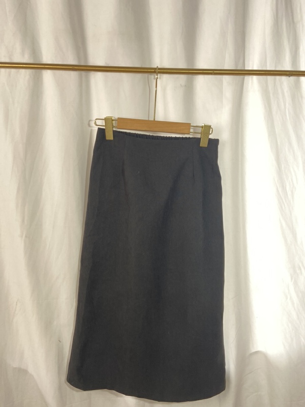 New in early summer! [Yi show shop] high waist simple and versatile slim skirt 1105# Cl