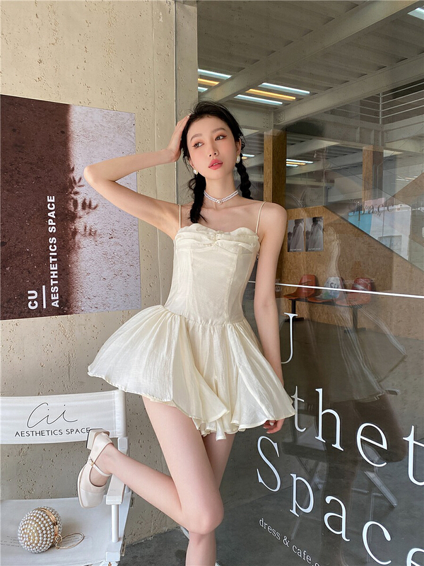 [Xinran] pure desire for style, slim fitting suspender dress 691# PCZ