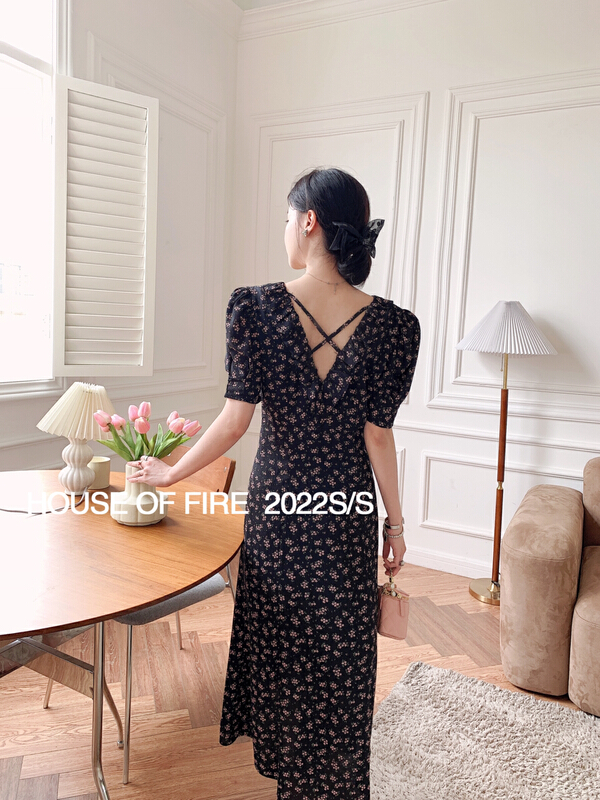 New in early summer! [huohuohuo hoodress] Korean romantic floral V-neck dress 22113# ozq