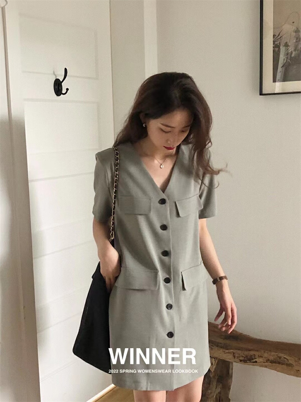 goods in stock! [winner] V-neck single breasted comfortable Korean dress 9023# ll