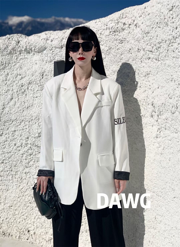 New year in early spring! [dawg king] letter embroidered Korean suit d9035# WTT