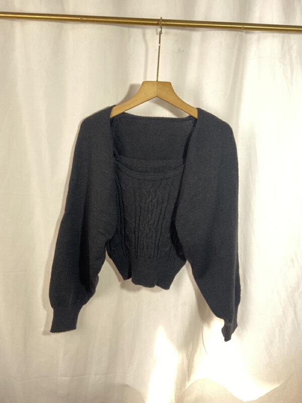 New in early summer! [yspy shop] simple niche casual knitted cardigan (with vest) ys1-742# Cl