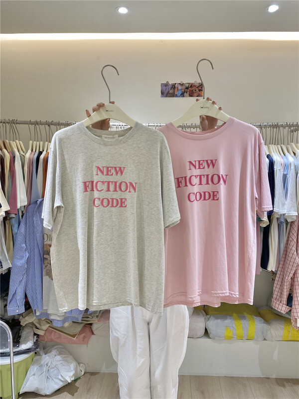 [we are young] Korean alphabet printed loose short sleeve T-shirt 101# zxx