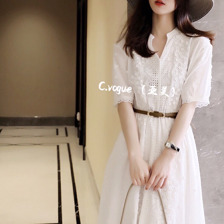 【C.VOGUE】法式氣質甜美白色刺繡收腰連衣裙(配腰帶)  29810#  PCZ