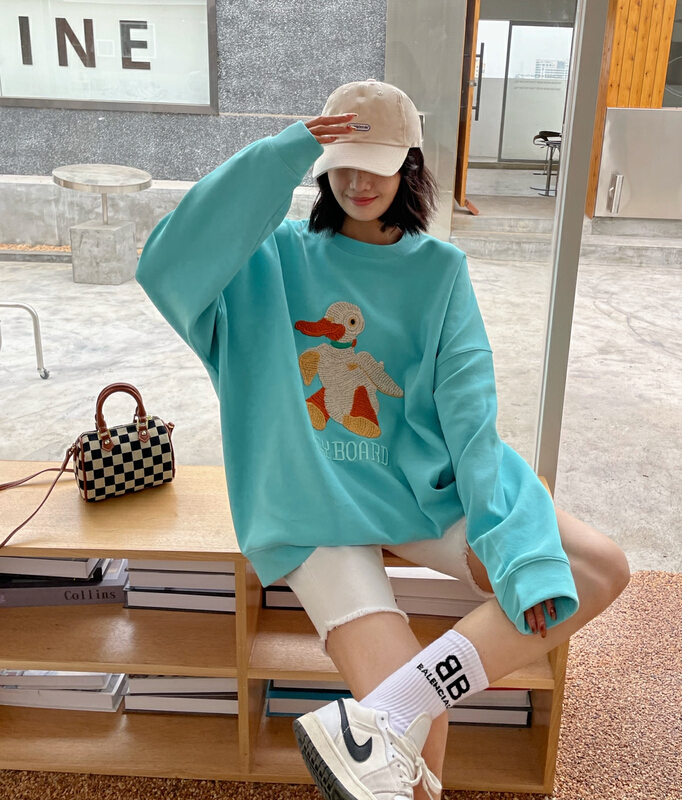 goods in stock! New year in early spring! [keyboard] Korean round neck Pullover cartoon embroidered sweater b-9968# LSL