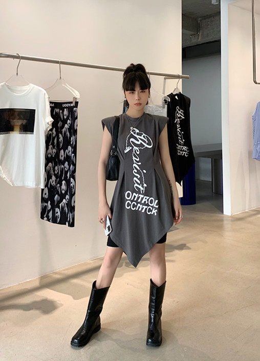 [pink Pinker] irregular letter printing fashion dress 82391# LSL