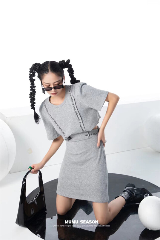 [Mumu sea] Korean letter bubble sleeve backless design dress 9118# zxl